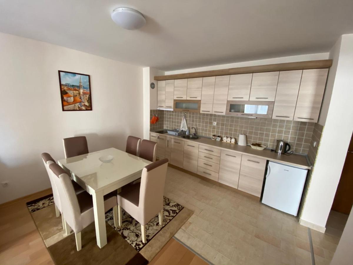 Apartman Bozur Vrnjačka Banja エクステリア 写真